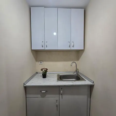 Do Not Disturb Apartment *